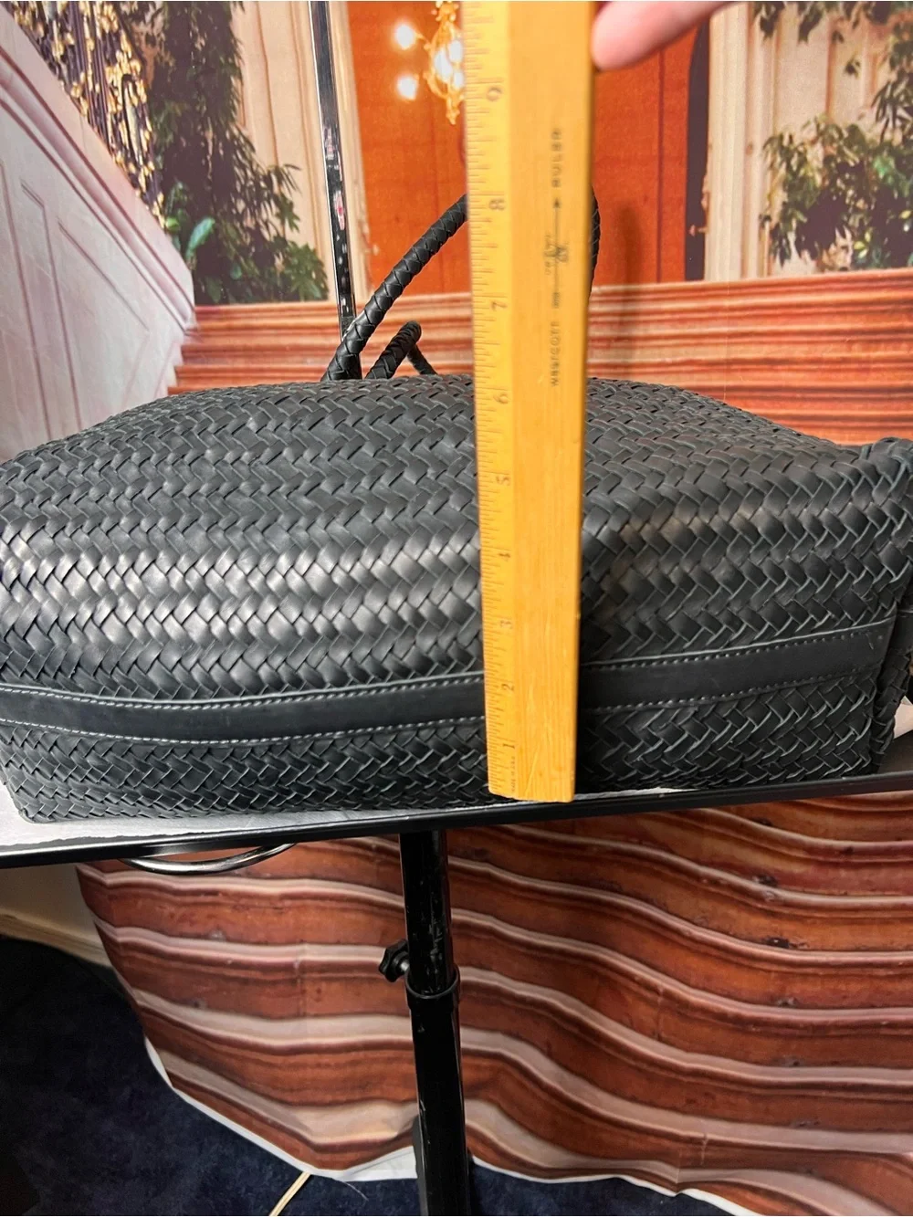 Madewell Cow Leather Handwoven Tote with seamless construction, black 🖤 - Picture 10 of 17